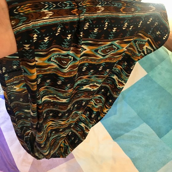 JJ LOUIS Aztec Pattern Infinity Scarf - Picture 3 of 8